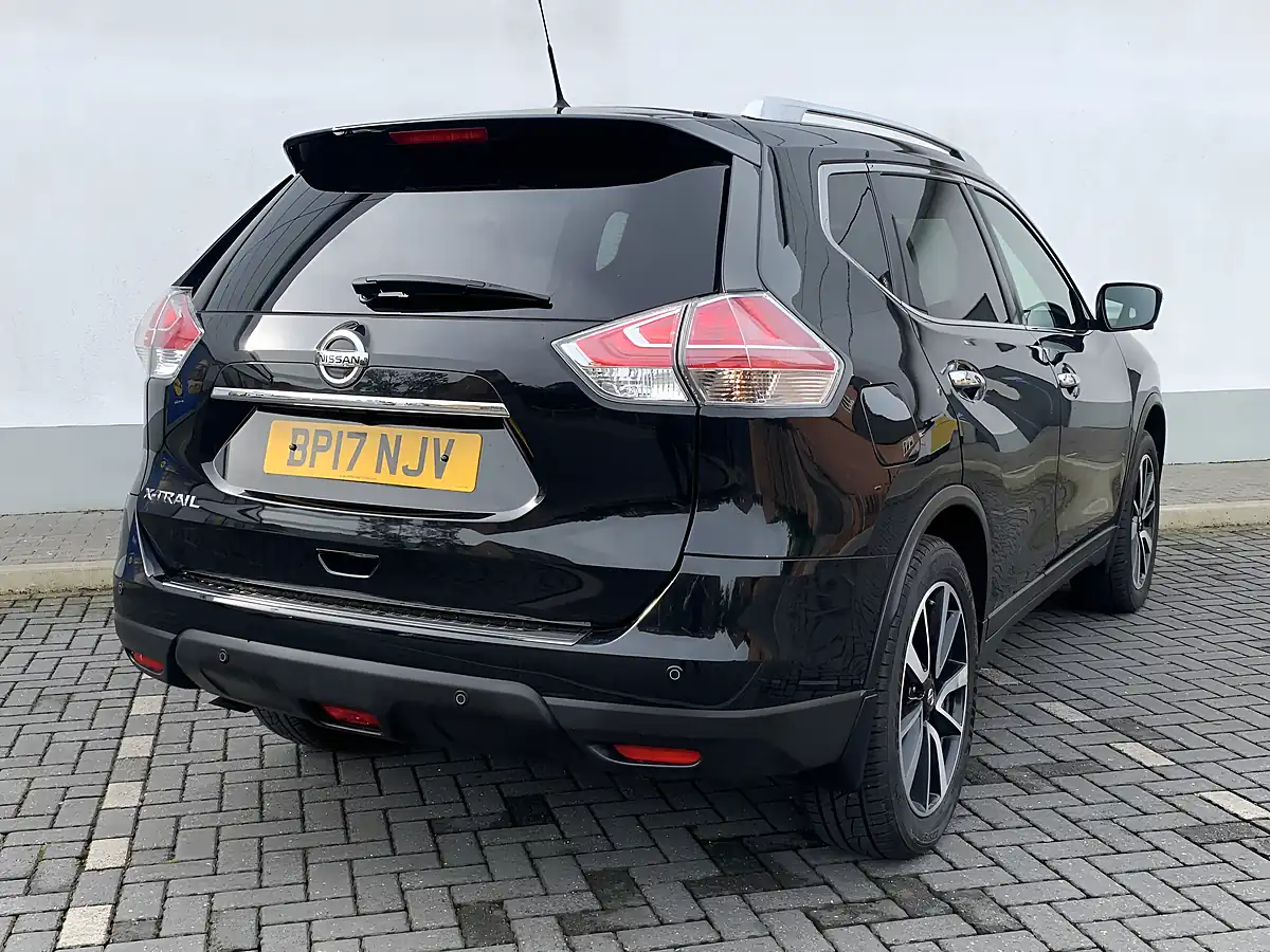 Used 2017 Nissan X-Trail N-Vision Black - Interior and Exterior details 9
