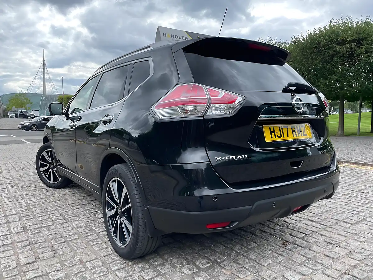 Used 2017 Nissan X-Trail N-Vision Black - Interior and Exterior details 11
