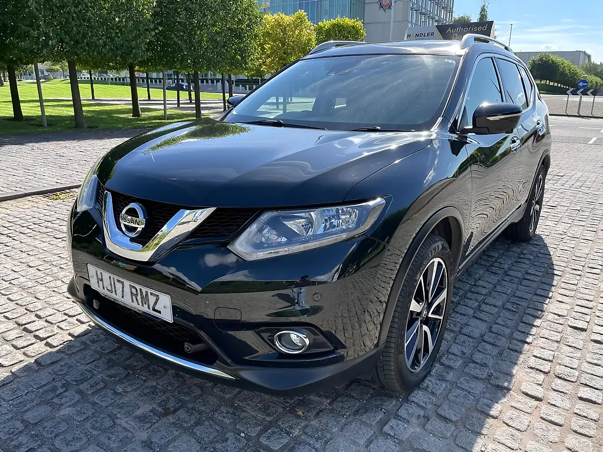 Used 2017 Nissan X-Trail N-Vision Black - Interior and Exterior details 4