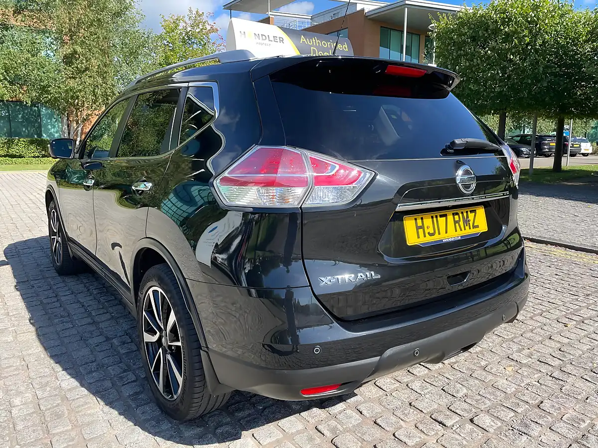 Used 2017 Nissan X-Trail N-Vision Black - Interior and Exterior details 6