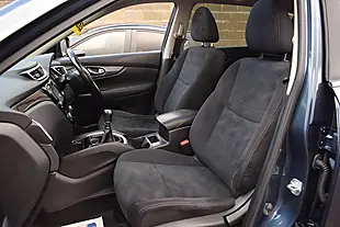 Used 2017 Nissan X-Trail N-Vision Blue - Interior and Exterior details 17