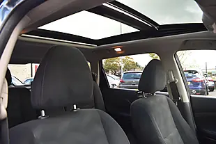Used 2017 Nissan X-Trail N-Vision Blue - Interior and Exterior details 9
