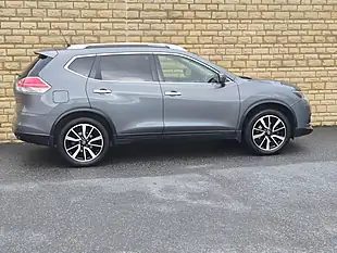 Used 2017 Nissan X-Trail N-Vision Grey - Interior and Exterior details 15