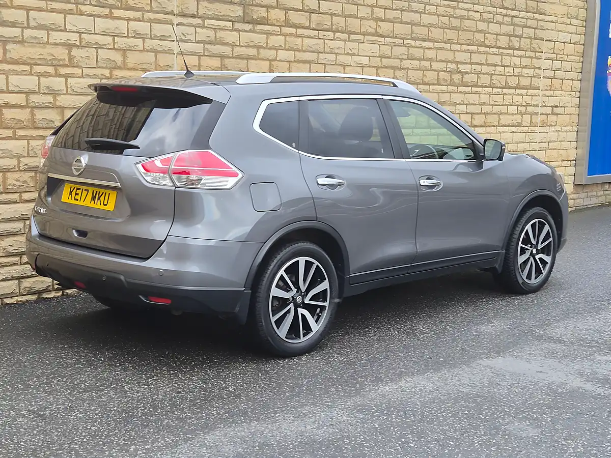 Used 2017 Nissan X-Trail N-Vision Grey - Interior and Exterior details 17