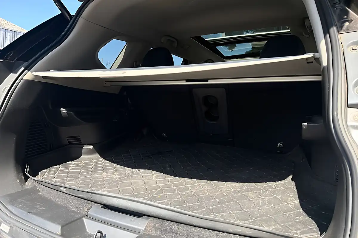 Used 2017 Nissan X-Trail N-Vision Grey - Interior and Exterior details 10