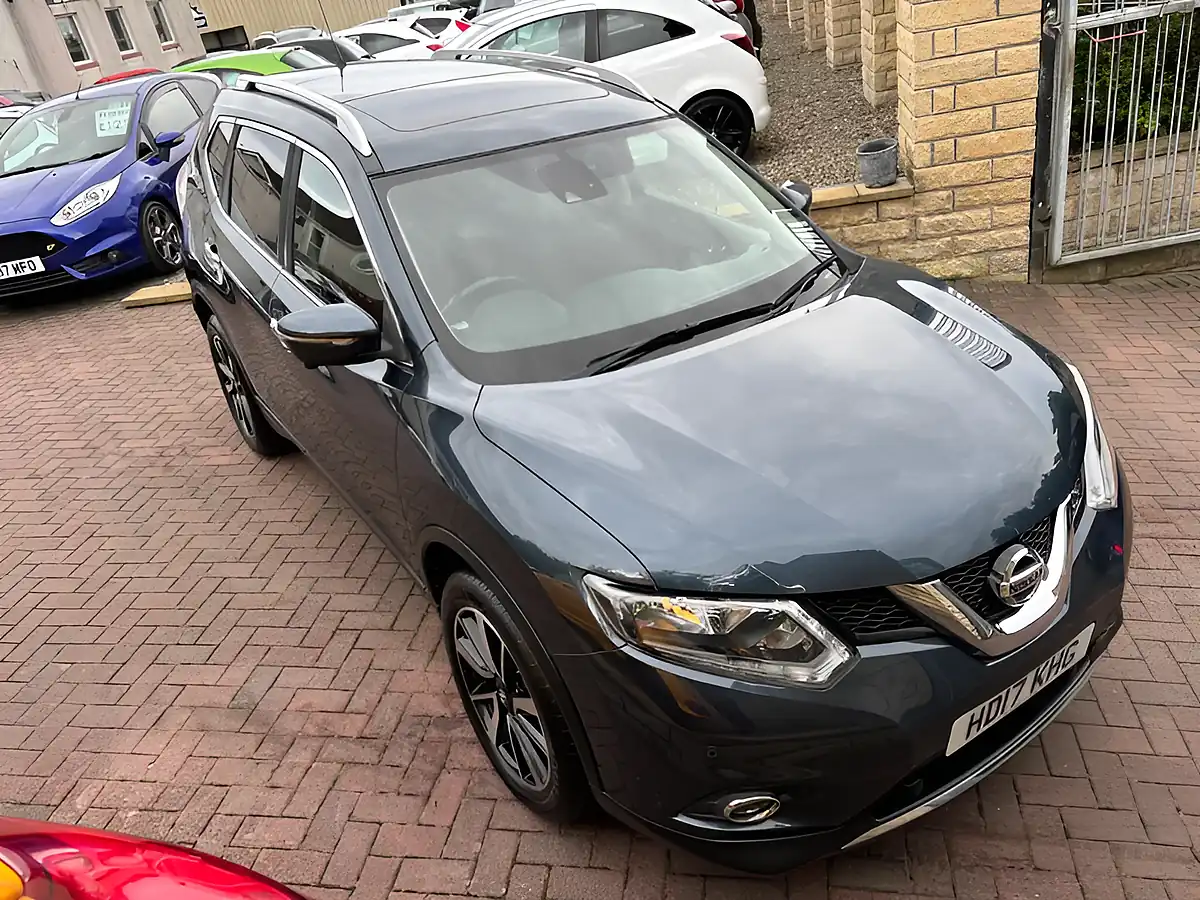 Used 2017 Nissan X-Trail N-Vision Haptic Blue - Interior and Exterior details 10