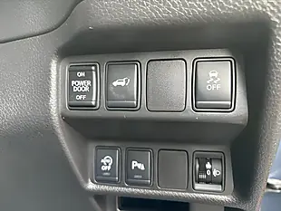 Used 2017 Nissan X-Trail N-Vision Haptic Blue - Interior and Exterior details 15