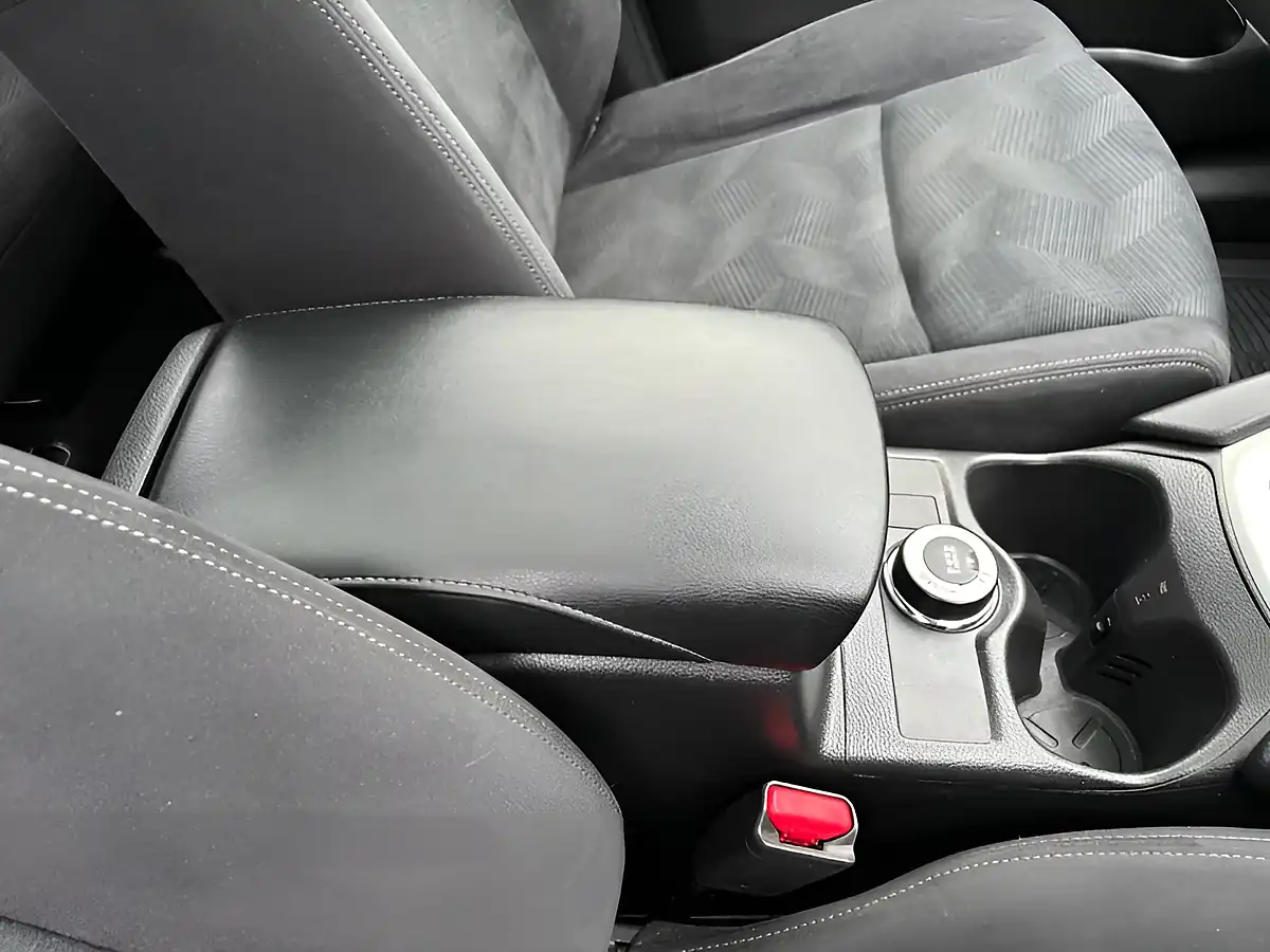 Used 2017 Nissan X-Trail N-Vision Haptic Blue - Interior and Exterior details 16