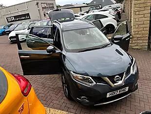 Used 2017 Nissan X-Trail N-Vision Haptic Blue - Interior and Exterior details 18