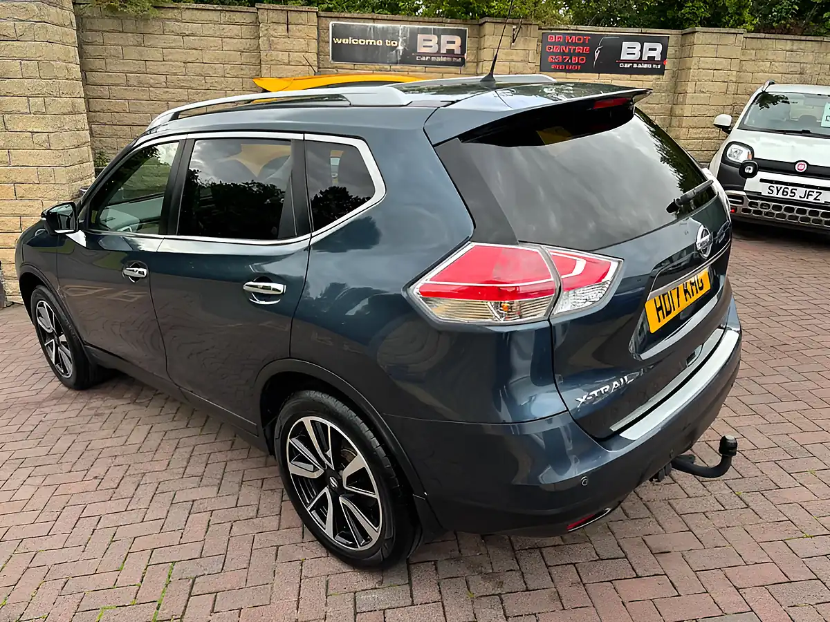 Used 2017 Nissan X-Trail N-Vision Haptic Blue - Interior and Exterior details 7