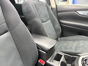 Used 2017 Nissan X-Trail N-Vision Silver - Interior and Exterior details 17