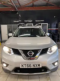 Used 2017 Nissan X-Trail N-Vision Silver - Interior and Exterior details 3