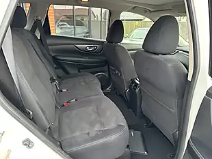 Used 2017 Nissan X-Trail N-Vision White - Interior and Exterior details 10