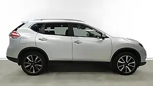 Used 2017 Nissan X-Trail N-Vision Xtron Silver - Interior and Exterior details 5