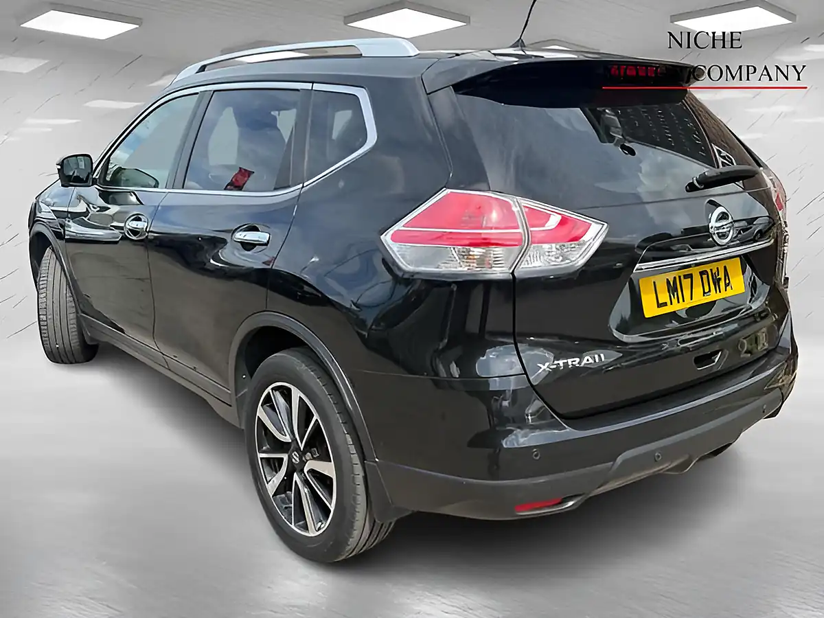 Used 2017 Nissan X-Trail Tekna Black - Interior and Exterior details 18