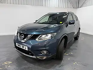 Used 2017 Nissan X-Trail Tekna Blue - Interior and Exterior details 3