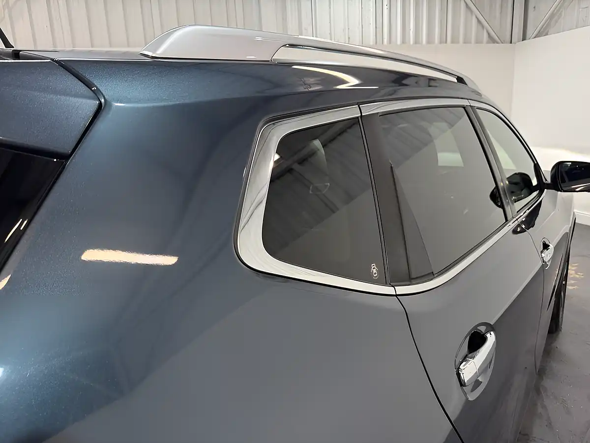 Used 2017 Nissan X-Trail Tekna Blue - Interior and Exterior details 6