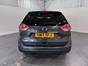 Used 2017 Nissan X-Trail Tekna Blue - Interior and Exterior details 9