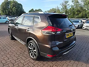 Used 2017 Nissan X-Trail Tekna Bronze - Interior and Exterior details 8