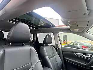 Used 2017 Nissan X-Trail Tekna Copper Blaze - Interior and Exterior details 16