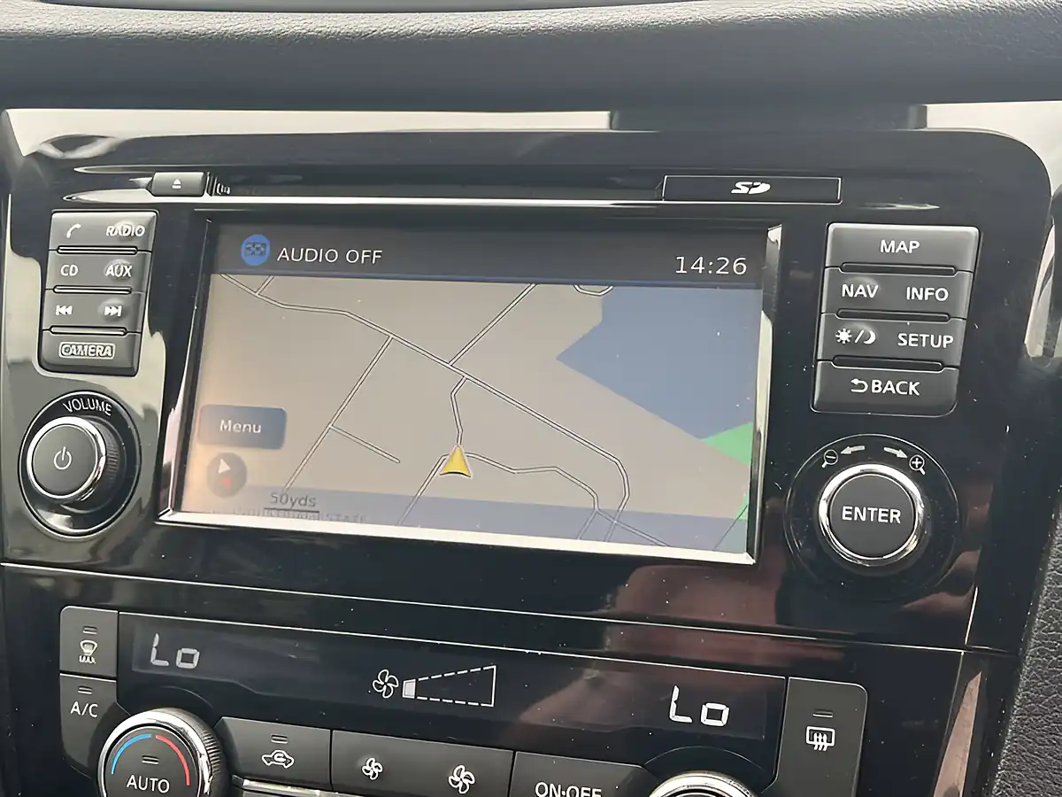 Used 2017 Nissan X-Trail Tekna Copper Blaze - Interior and Exterior details 9