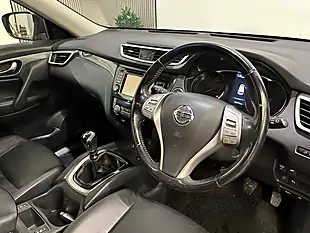 Used 2017 Nissan X-Trail Tekna Copper Blaze - Interior and Exterior details 3