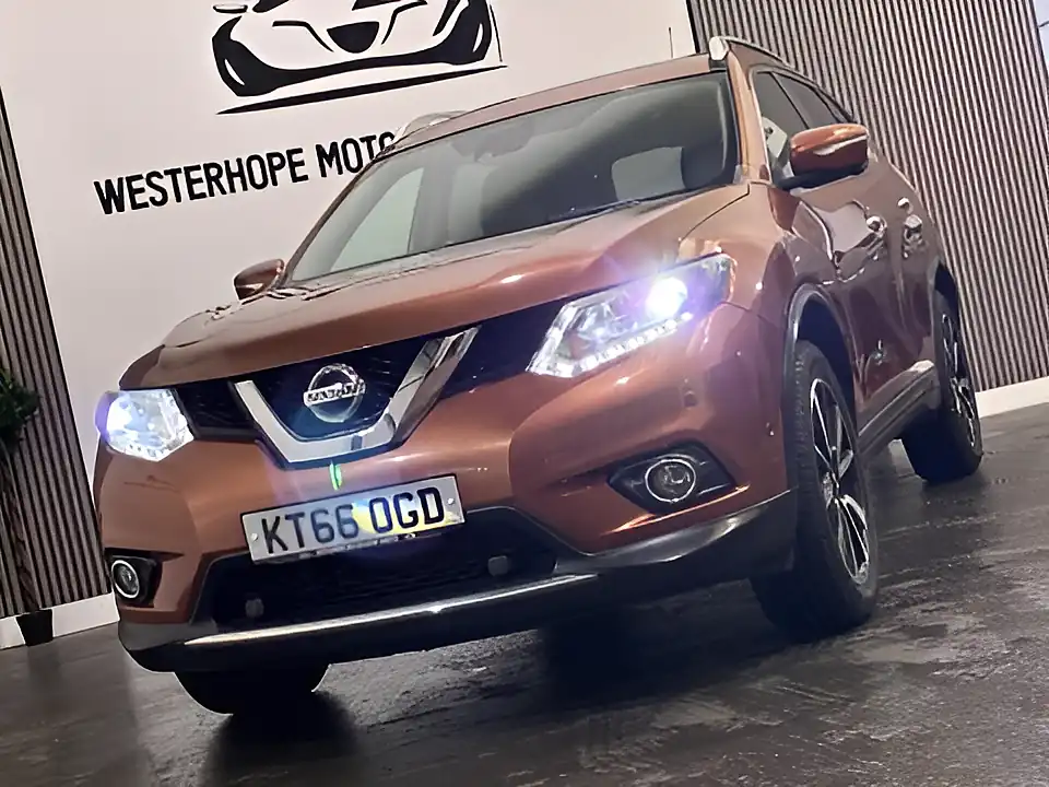 Used 2017 Nissan X-Trail Tekna Copper Blaze - Interior and Exterior details 6