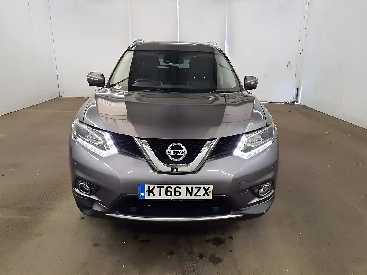 Used 2017 Nissan X-Trail Tekna Edition Grey - Interior and Exterior details 3