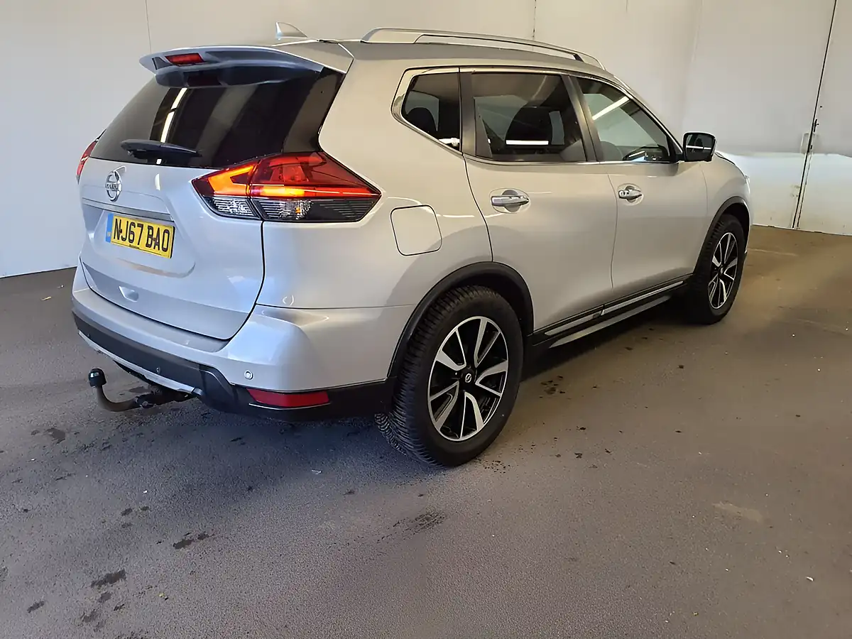 Used 2017 Nissan X-Trail Tekna Edition Silver - Interior and Exterior details 7