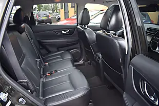 Used 2017 Nissan X-Trail Tekna Green - Interior and Exterior details 10