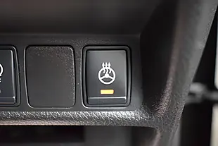 Used 2017 Nissan X-Trail Tekna Green - Interior and Exterior details 18