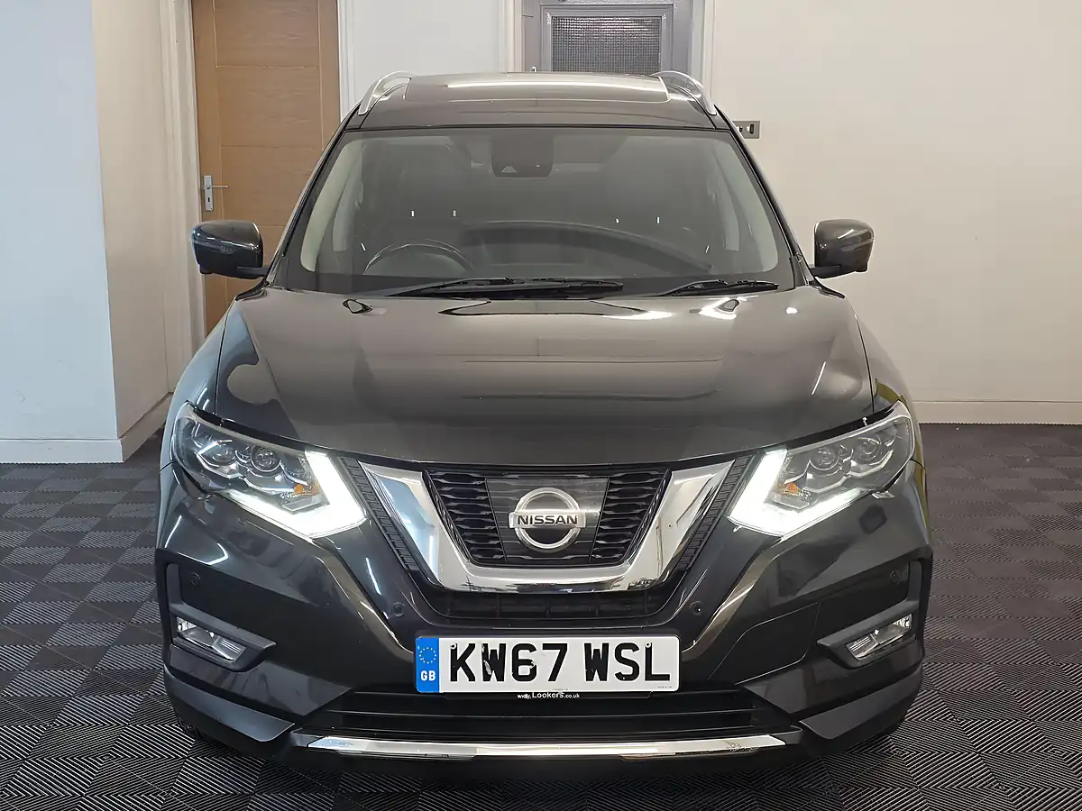 Used 2017 Nissan X-Trail Tekna Green - Interior and Exterior details 2