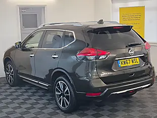 Used 2017 Nissan X-Trail Tekna Green - Interior and Exterior details 6