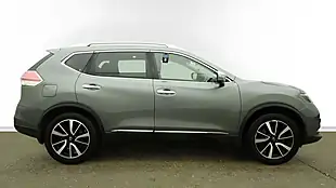 Used 2017 Nissan X-Trail Tekna Grey - Interior and Exterior details 5
