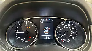 Used 2017 Nissan X-Trail Tekna Grey - Interior and Exterior details 9