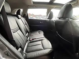 Used 2017 Nissan X-Trail Tekna Grey - Interior and Exterior details 19