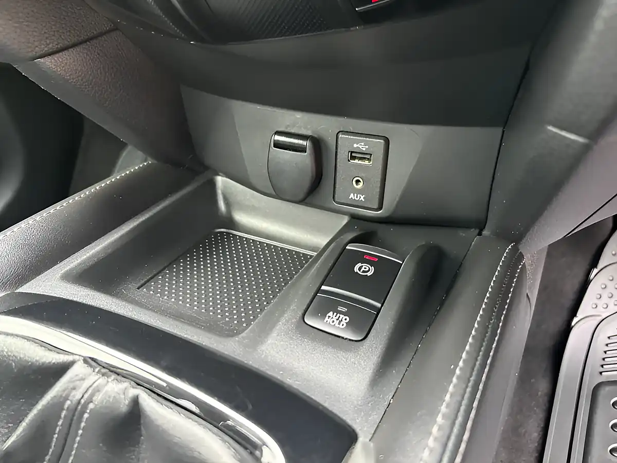 Used 2017 Nissan X-Trail Tekna Grey - Interior and Exterior details 14