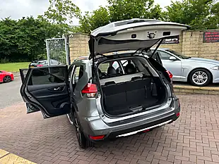 Used 2017 Nissan X-Trail Tekna Grey - Interior and Exterior details 19
