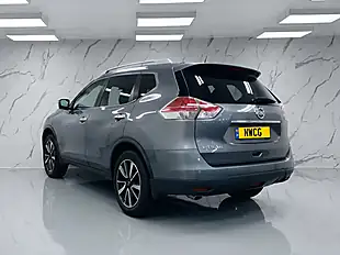 Used 2017 Nissan X-Trail Tekna Grey - Interior and Exterior details 3