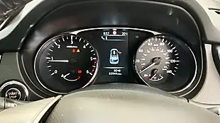 Used 2017 Nissan X-Trail Tekna Grey - Interior and Exterior details 8