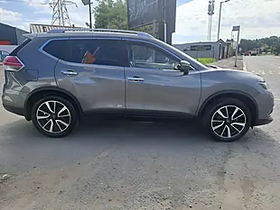 Used 2017 Nissan X-Trail Tekna Grey - Interior and Exterior details 16