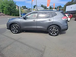 Used 2017 Nissan X-Trail Tekna Grey - Interior and Exterior details 17