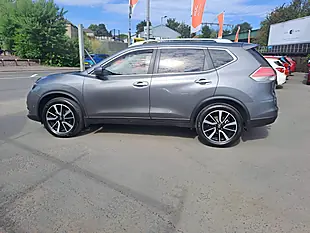Used 2017 Nissan X-Trail Tekna Grey - Interior and Exterior details 9