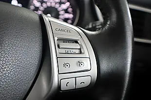 Used 2017 Nissan X-Trail Tekna Grey - Interior and Exterior details 11