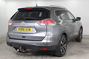 Used 2017 Nissan X-Trail Tekna Grey - Interior and Exterior details 4