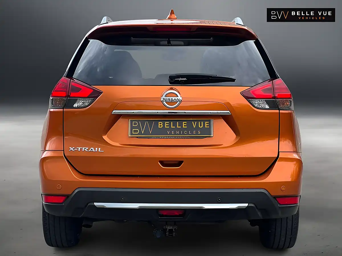 Used 2017 Nissan X-Trail Tekna Monarch Orange - Interior and Exterior details 8