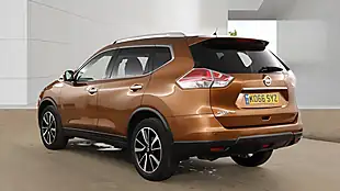 Used 2017 Nissan X-Trail Tekna Orange - Interior and Exterior details 3