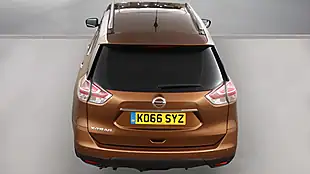 Used 2017 Nissan X-Trail Tekna Orange - Interior and Exterior details 8