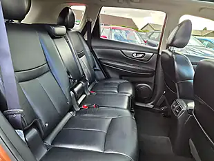 Used 2017 Nissan X-Trail Tekna Orange - Interior and Exterior details 14