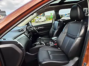 Used 2017 Nissan X-Trail Tekna Orange - Interior and Exterior details 17